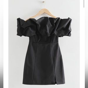 &other stories Off Shoulder ruffled mini dress NEW